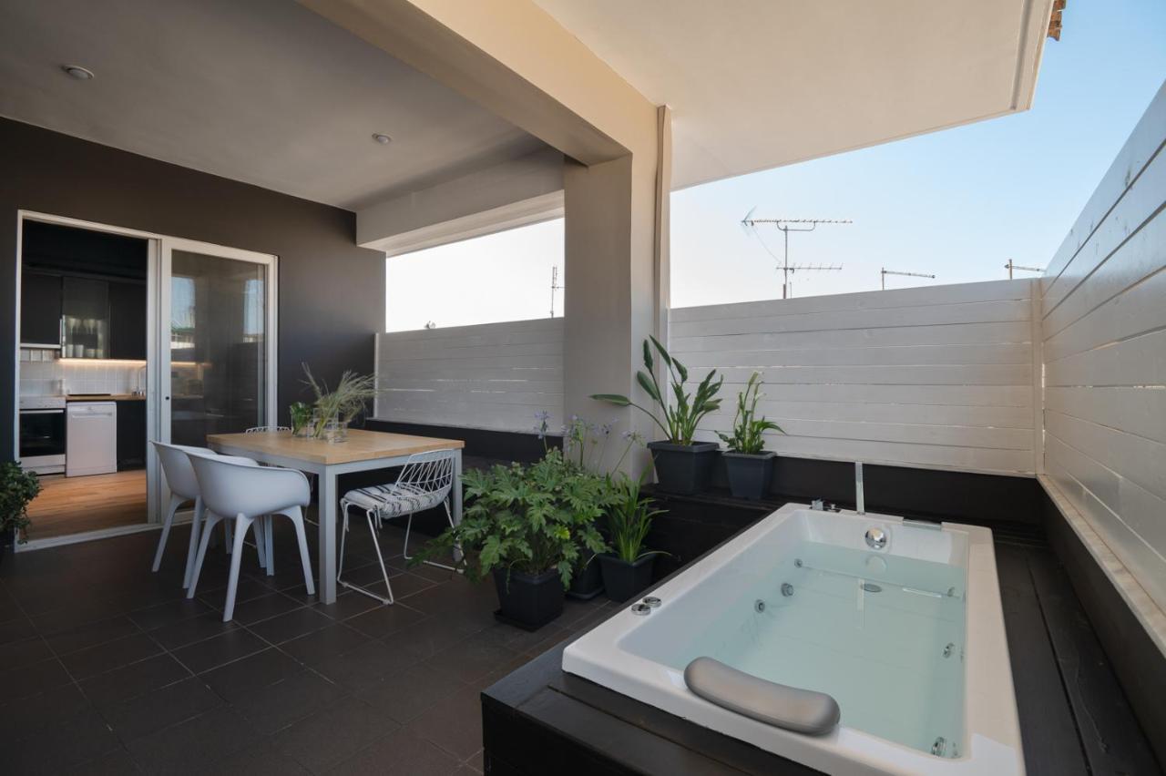 City'S Best-Kept Secret, Eclectic & Luxe Getaway Kalamata Esterno foto